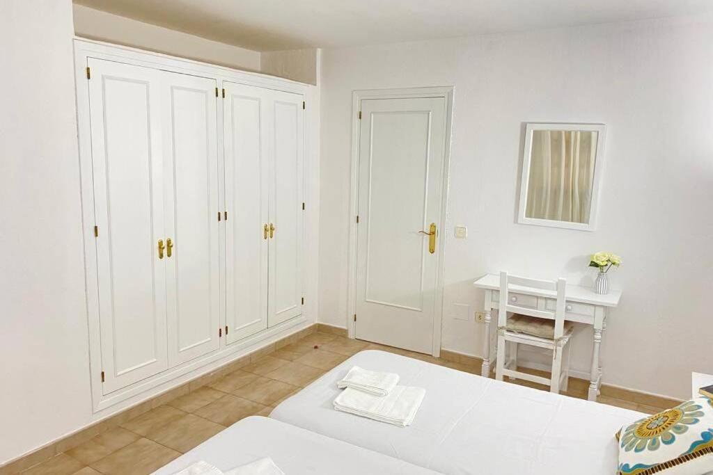 Apartament Puertas Al Mar Cala'N Blanes  Zewnętrze zdjęcie